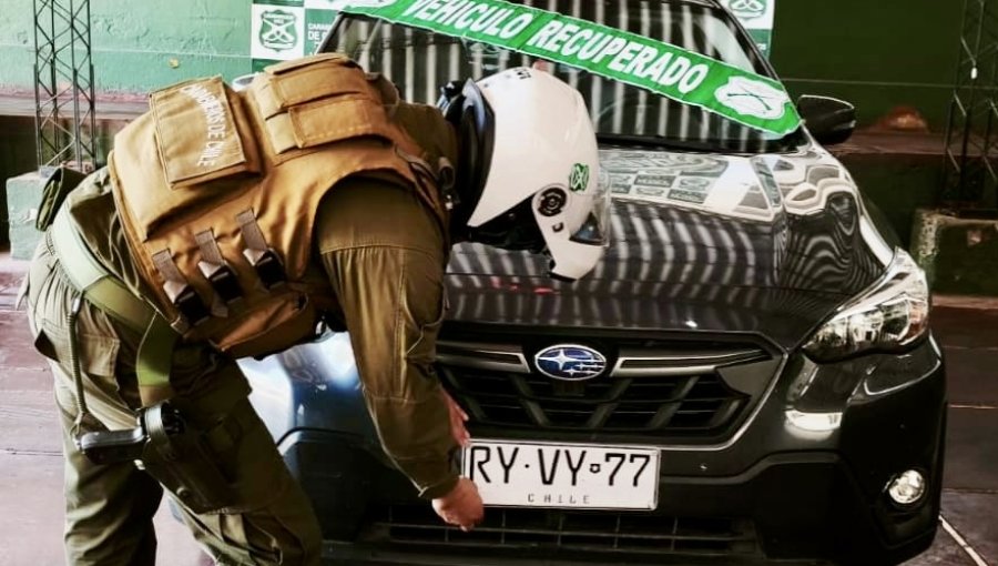 Recuperan en Los Andes vehículo que fue robado en enero de este año en Vitacura: conductora fue detenida por receptación