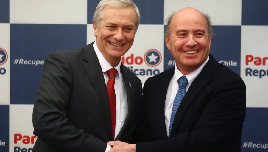 Coordinador económico de Kast afirma que alerta del CFA "viene a decirnos que debemos hacer" el recorte de US$ 6.000 millones