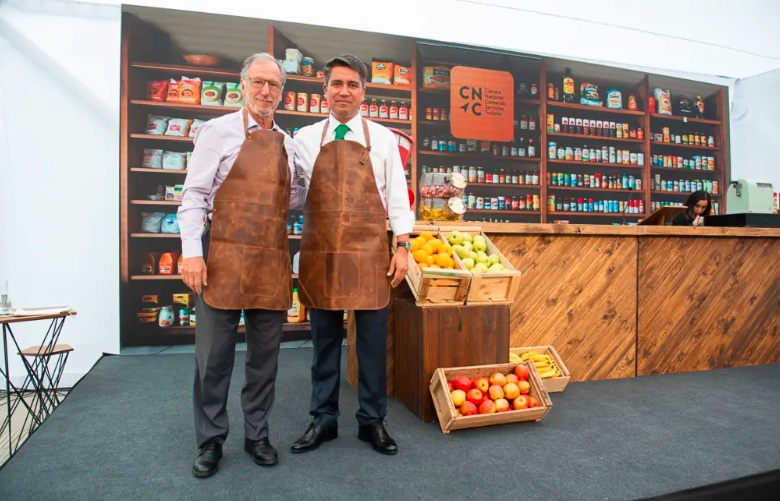 Cámara Nacional de Comercio lamenta segunda ausencia consecutiva de Presidente Boric en cita gremial