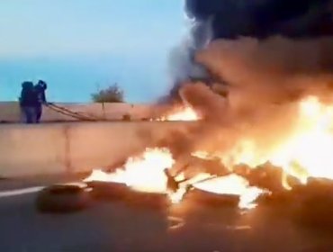 Barricadas en ruta Las Palmas originaron alta congestión en Viña del Mar: manifestantes protestaban por desaparición de Julia Chuñil