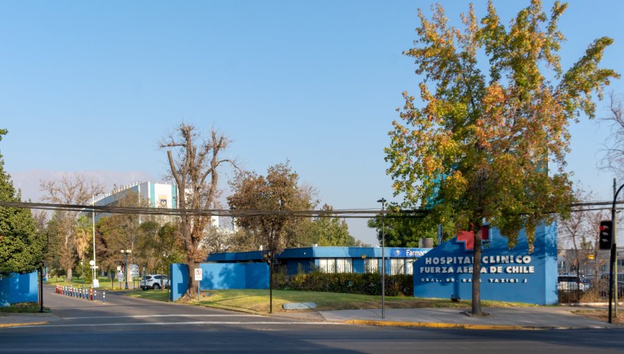 Tres sobrevivientes del accidente aéreo en Campos de Hielo Sur llegaron hasta el Hospital de la FACh