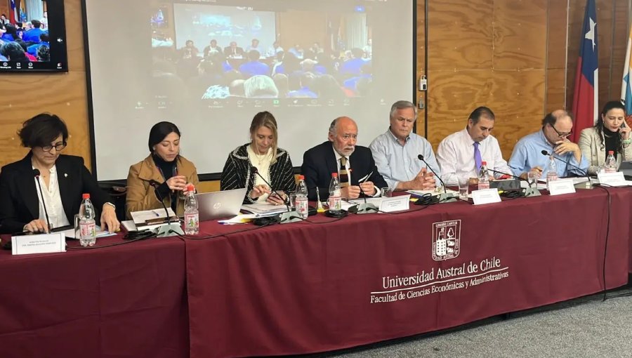 Comisión de Salud despachó a Sala del Senado el proyecto que crea una ley integral de salud mental