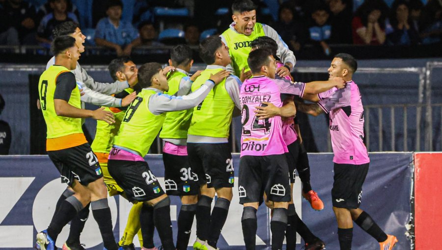 O'Higgins escaló hasta el segundo lugar de la tabla tras derrotar a D. Iquique que se mantiene en el fondo