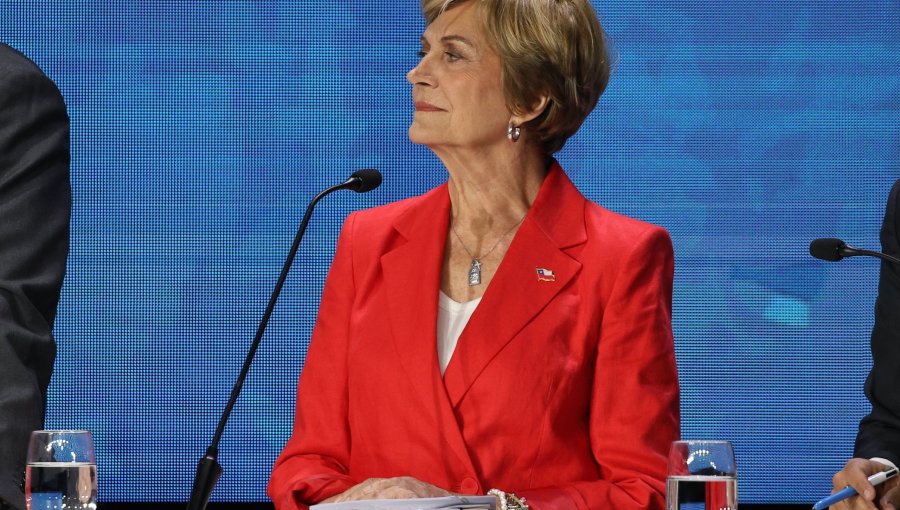 Evelyn Matthei: "“Nosotros podemos darle estabilidad" a Chile, "es lo que necesitamos ahora"