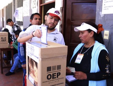 Se cierran mesas en la segunda vuelta de las presidenciales de Bolivia