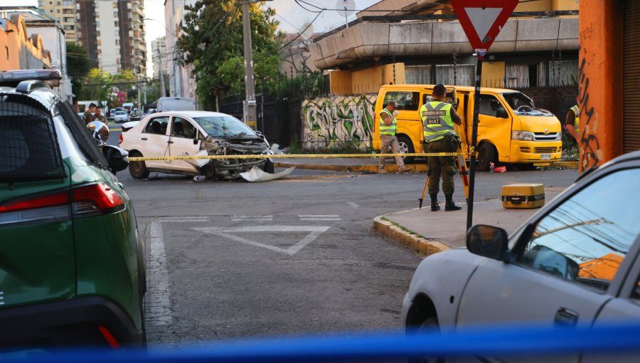 Fatal accidente de bus escolar en Recoleta: Descartan persecución policial y delincuentes fueron agredidos por vecinos