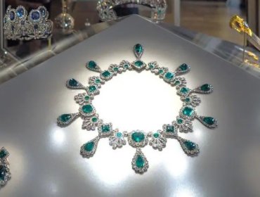 Qué precio pueden alcanzar las joyas robadas del Louvre y por qué es probable que los ladrones las rompan