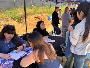 «Gobierno en Terreno» llevó servicios de salud mental a vecinos de Quilpué afectados por el megaincendio de febrero de 2024