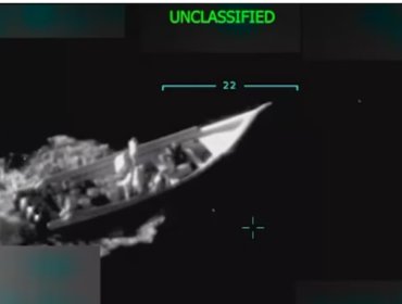Ecuador libera a uno de los sobrevivientes del ataque de EE.UU. contra supuesto narcosubmarino en el Caribe