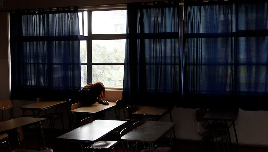 Violencia escolar al alza en la Quinta Región: alumna de colegio en Valparaíso resulta lesionada tras presunto ataque con una tijera