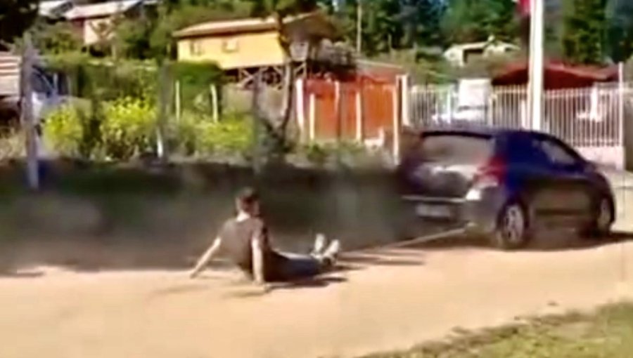 Ladrón fue amarrado y arrastrado por un auto en las calles de tierra de Laguna Verde tras ser sorprendido robando en una casa