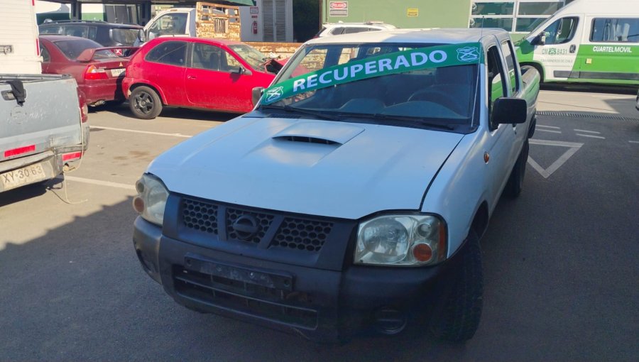 Control vehicular en Concón permite recuperar camioneta robada y detener a sus cuatro ocupantes: uno de ellos es menor de edad