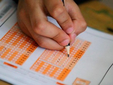 Contraloría constató múltiples deficiencias en realización del Simce 2024: Hay más de $400 millones en multas no cobradas