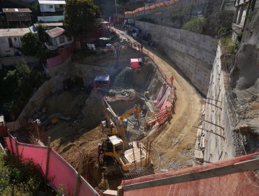 14% de avance presentan obras físicas del conjunto habitacional que beneficiará a 70 familias del cerro Merced de Valparaíso