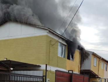 Dos lesionados deja incendio estructural registrado en el sector Los Pinos de Quilpué