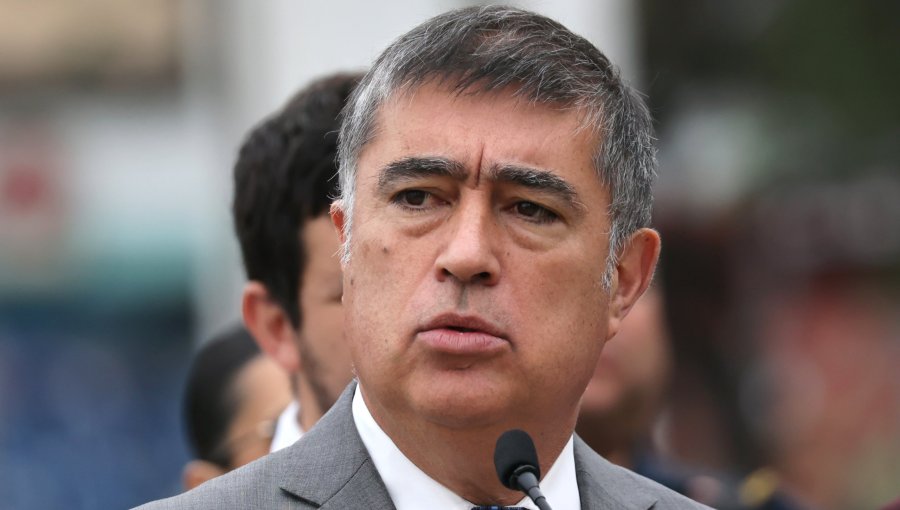 Mario Desbordes contra Ministerio de Educación: "Hay una actitud constante de mirar al techo y no hacer absolutamente nada"
