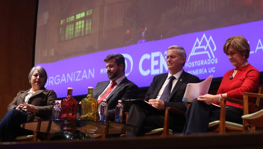 Encuesta Feedback: Jara lidera las preferencias presidenciales y Kaiser desplaza a Matthei al cuarto lugar