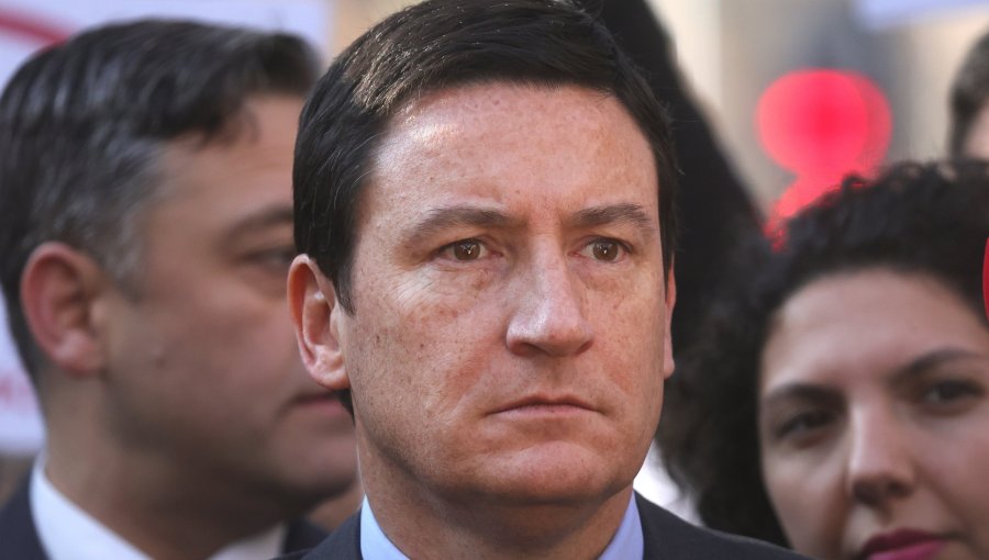 Timonel del Partido Republicano afirma que el Presidente Boric "está obsesionado con Kast"