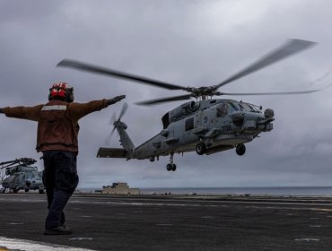 Helicóptero y caza del portaaviones Nimitz de EE.UU. se estrellaron en Mar de China: tripulaciones fueron rescatadas