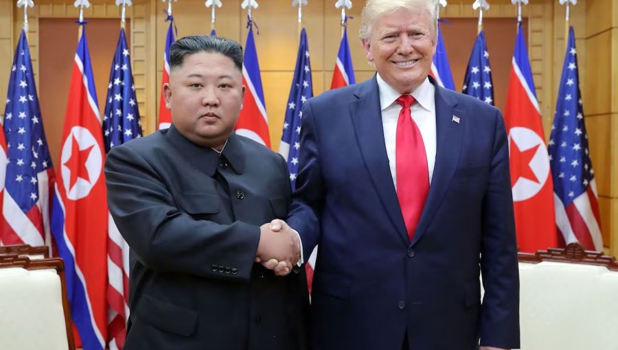 Trump asegura que “le encantaría” reunirse con Kim Jong Un y abre la posibilidad de extender su gira por Asia