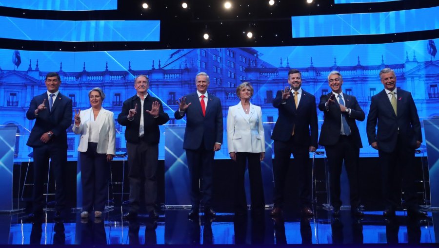 Candidatos a La Moneda expusieron sus posturas en materia migratoria y de seguridad durante segundo debate presidencial