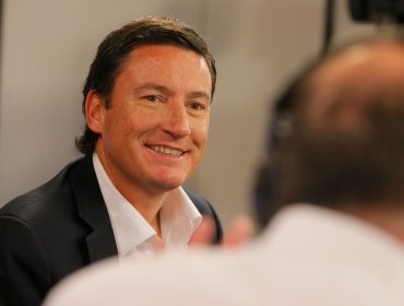 Arturo Squella lidera la carrera senatorial en la oposición, según encuesta Feedback: "Estas tres semanas son fundamentales"