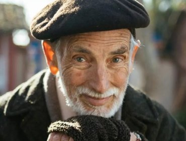 Emotivo adiós en Mega: productora del canal revela los últimos días de Héctor Noguera en grabaciones de “Aguas de oro”