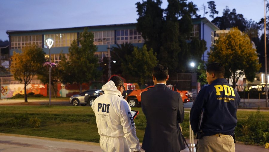 En internación provisoria quedó menor de 15 años imputado por brutal asesinato de escolar en Viña: estaba premunido de un cuchillo