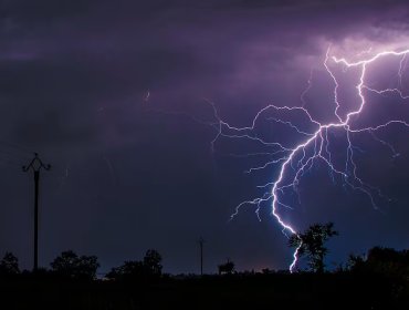 Declaran Alerta Temprana Preventiva para nueve comunas de la región de La Araucanía por tormentas eléctricas
