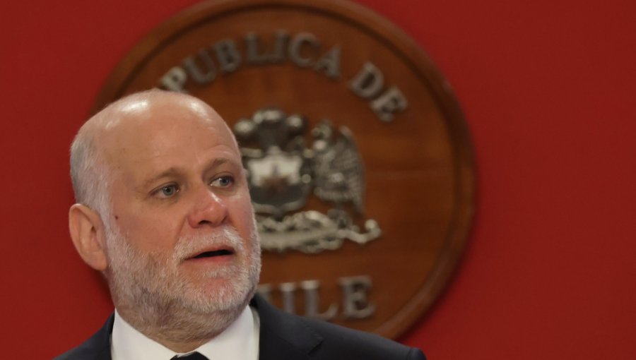 Elizalde responde a dichos sobre "atorrantes" del jefe de campaña de Matthei: "La ofensa no tiene justificación"