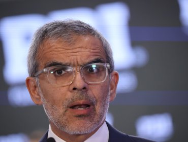 Ministro Cordero reitera "inconveniente muy severo con Venezuela" para expulsión de migrantes: "No reciben aviones de Chile"