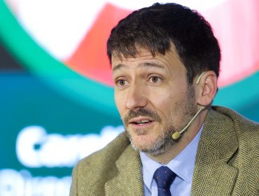 Oposición acusa al Gobierno de esconder a exministro Pardow para retrasar acusación constitucional