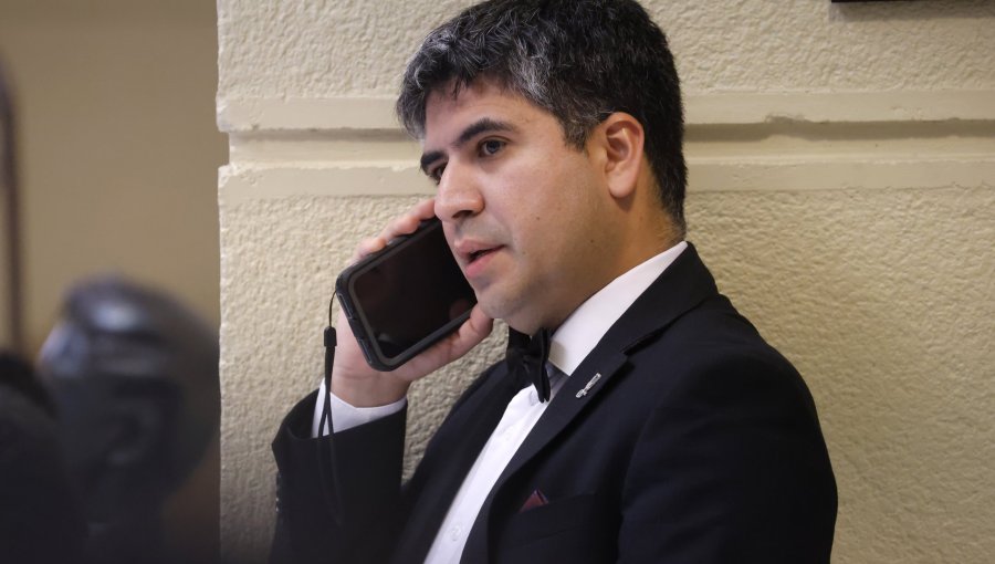 Diputado Lagomarsino solicita los correos de Pardow, la CNE y la Presidencia por aviso de sobrecobros en las cuentas de la luz