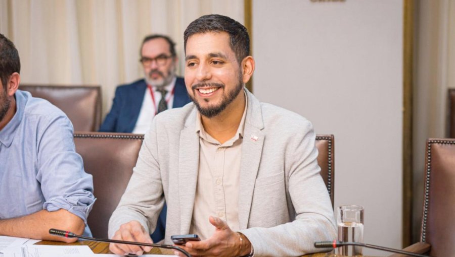 Cámara declara admisible ley corta impulsada por el diputado Brito para acelerar devolución por cobros abusivos en cuentas de la luz