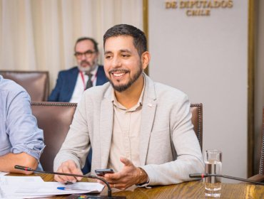 Cámara declara admisible ley corta impulsada por el diputado Brito para acelerar devolución por cobros abusivos en cuentas de la luz