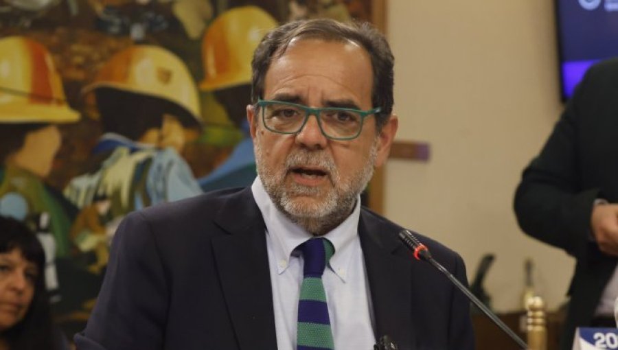 Presidente de comisión revisora promete dar garantías de “debido proceso” en acusación constitucional a exministro Pardow