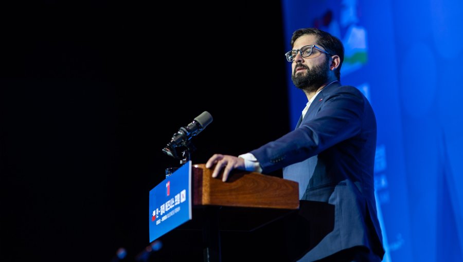 Presidente Boric invitó a empresas coreanas a invertir en hidrógeno verde, litio, electromovilidad y energía renovable en Chile