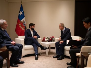 Presidente Boric se reúne con ex secretario general de la ONU en Seúl y abordó desafíos globales y candidatura de Bachelet