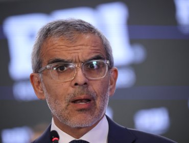 Ministro Cordero advierte al próximo Gobierno en materia de seguridad: "Otra cosa es con guitarra"