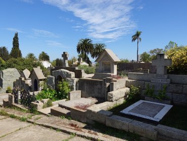 Cementerio de Santa Inés redobla turnos para recibir a miles de visitantes en Viña del Mar