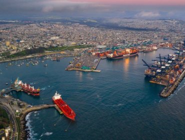 Puerto San Antonio proyecta alza de 48% en embarques de cerezas hacia China