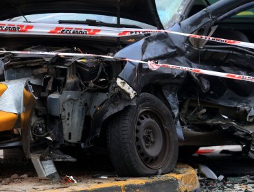Dos muertos y dos heridos deja violento accidente de tránsito en Lo Espejo