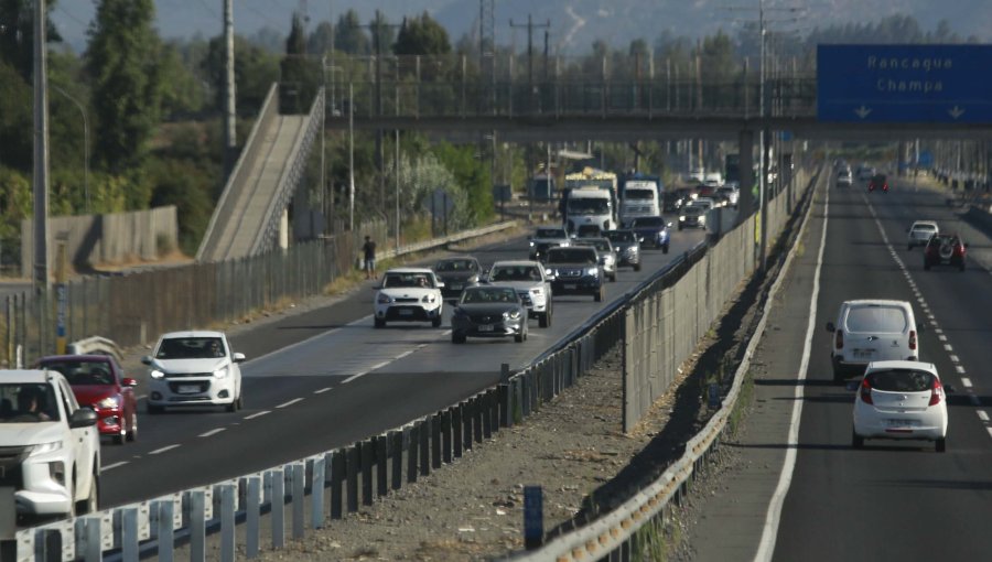 Peaje "a luca" para facilitar el retorno a la Región Metropolitana este domingo