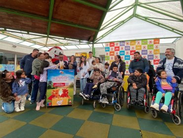 La mayor cruzada de reciclaje en Chile busca recaudar 175 toneladas de botellas plásticas para apoyar a la campaña de Teletón