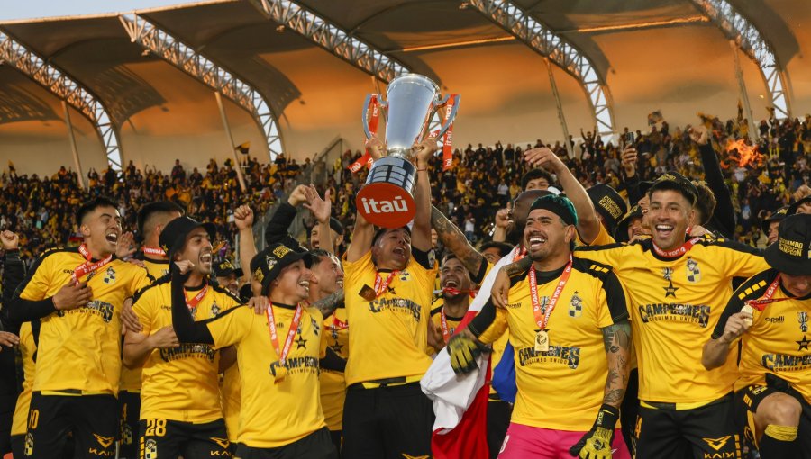 Gerente deportivo de Coquimbo descarta "refuerzos de alto costo" para disputar la Copa Libertadores: "No nos vamos a volver locos"