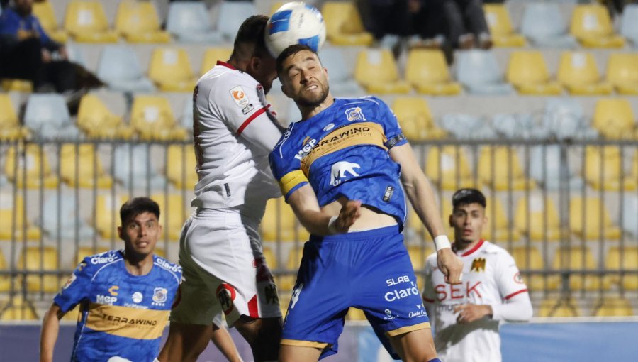 Everton y Unión Española igualaron sin goles en duelo de complicados en Viña del Mar