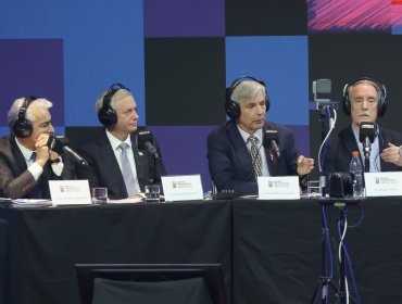 Kast defiende expulsiones en vuelos charter aunque cuesten US$300 millones: "La seguridad de los chilenos vale eso y más"