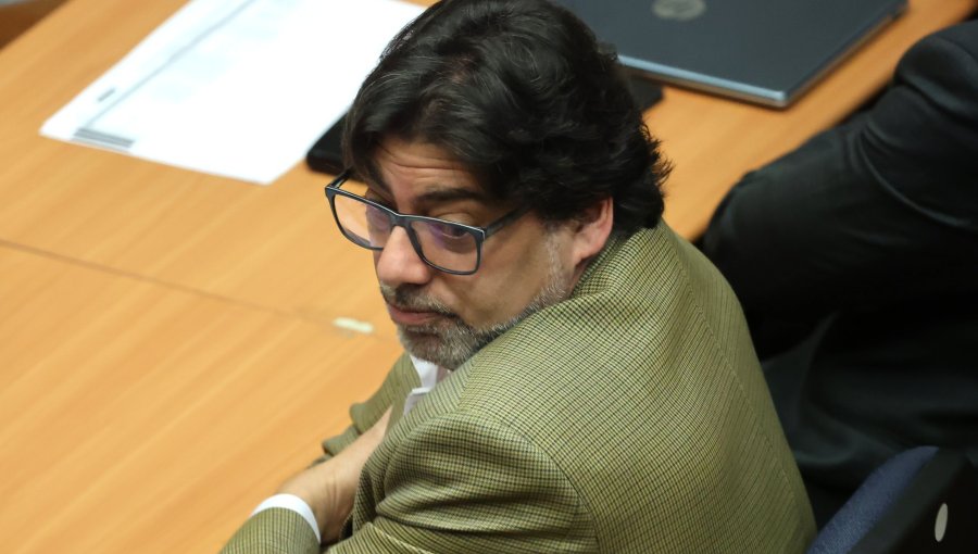 Daniel Jadue fue removido de la comisión política del PC por estar inhabilitado para ejercer el derecho a sufragio