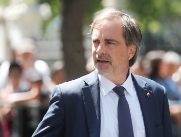 Senador Cruz-Coke por vuelco en asesinato de su primo y sobrinos en La Reina: "Es un caso macabro, horroroso"