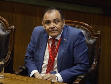 Acusación constitucional contra el ministro Ulloa se votará el lunes 10 de noviembre en el Senado